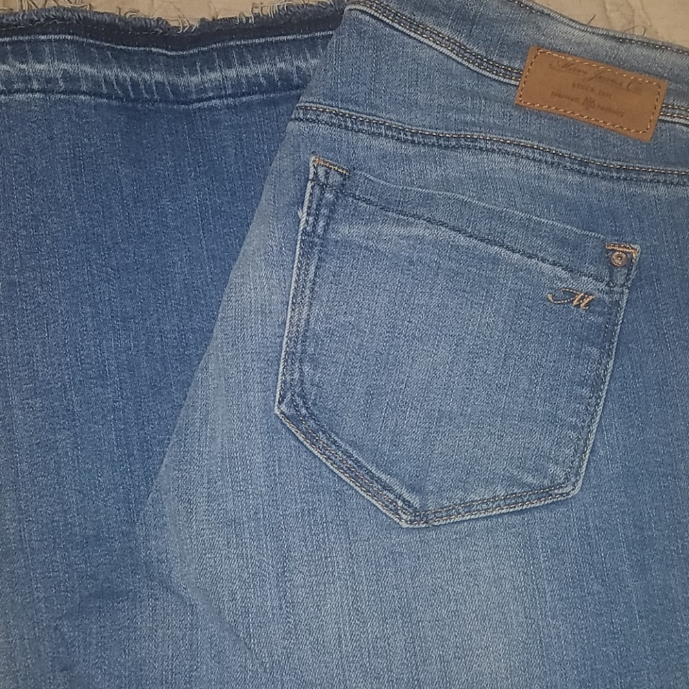 Super cute flare jeans